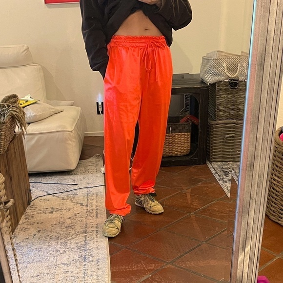 Laina Rauma Small drawstring Club Bed neon orange pants - Picture 1 of 7